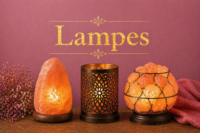 Image de collection Lampes avec lampes de sel lumineuses, lanterne décorative et ambiance chaleureuse sur fond rose violet.