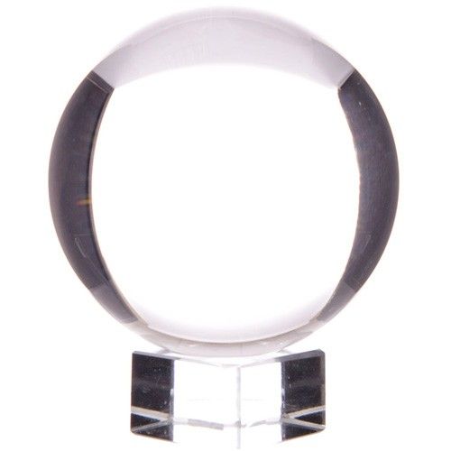 Apportez une touche mystique et intemporelle à votre intérieur avec cette boule de cristal sur support de 200 mm. Véritable classique de l’univers ésotérique, elle séduit autant par sa force symbolique que par son élégance décorative, idéale pour un autel, un cabinet, un espace spirituel ou une décoration inspirée.