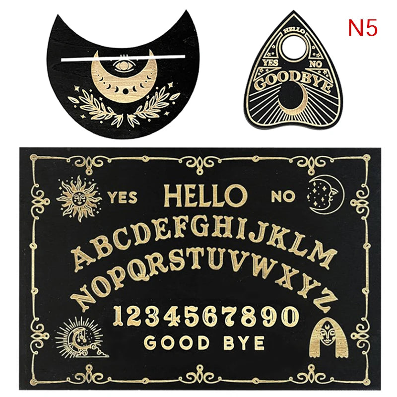 Planche Ouija en Bois de 30 cm avec Motifs Mystiques, mettant en avant une esthétique axée sur la divination. Cet accessoire rituel est adapté pour des sessions de sollicitations et de prédictions.