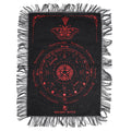Créez une atmosphère intense et envoûtante avec ce tapis de divination pour pendule Papillon mystique en noir et rouge sang. Idéal pour le pendule, le tarot, les cristaux ou l’autel, il apporte profondeur, caractère et symbolique à vos pratiques spirituelles.