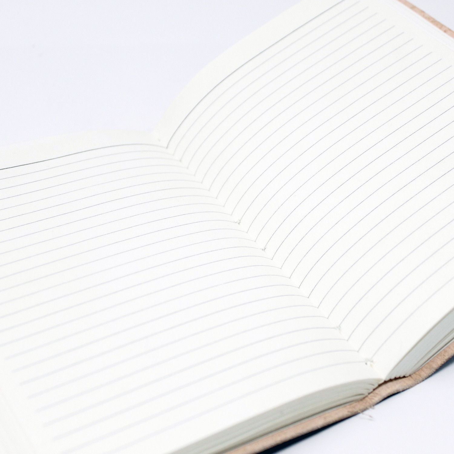 Carnet Black Onyx en cuir 17x12 cm – 200 pages en papier écoresponsable pour notes et esquisses