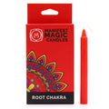 Bougie individuelle de la collection Bougies Manifest Magic (lot de 12) - rouge - chakra racine, accompagnée de son emballage attrayant, parfaite pour renforcer la stabilité et apporter sécurité lors de vos pratiques spirituelles.