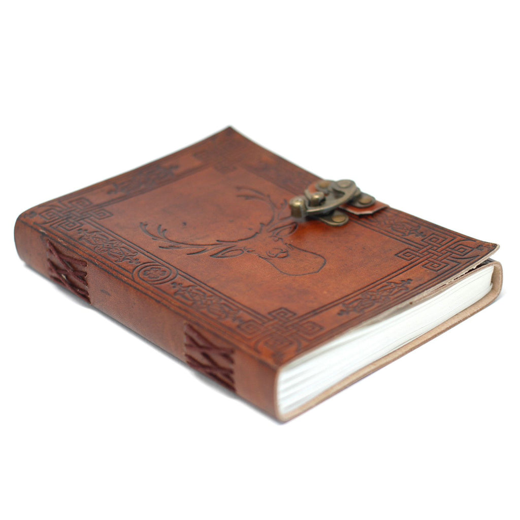 Journal/Grimoire en cuir motif cerf 200 pages – Carnet 20 x 15,5 cm