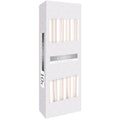 Taper Candle - Pearl en lot de 10 bougies blanches présentées dans un emballage élégant. Ces bougies taper sont idéales pour la décoration de table, apportant une ambiance chaleureuse et élégante. Fabriquées en cire de paraffine, ces bougies non parfumées mesurent 24,5 cm, parfaites pour toutes vos occasions. Ajoutez ces bougies décoratives de la collection Aemilia Mystica à votre espace pour créer une atmosphère accueillante.