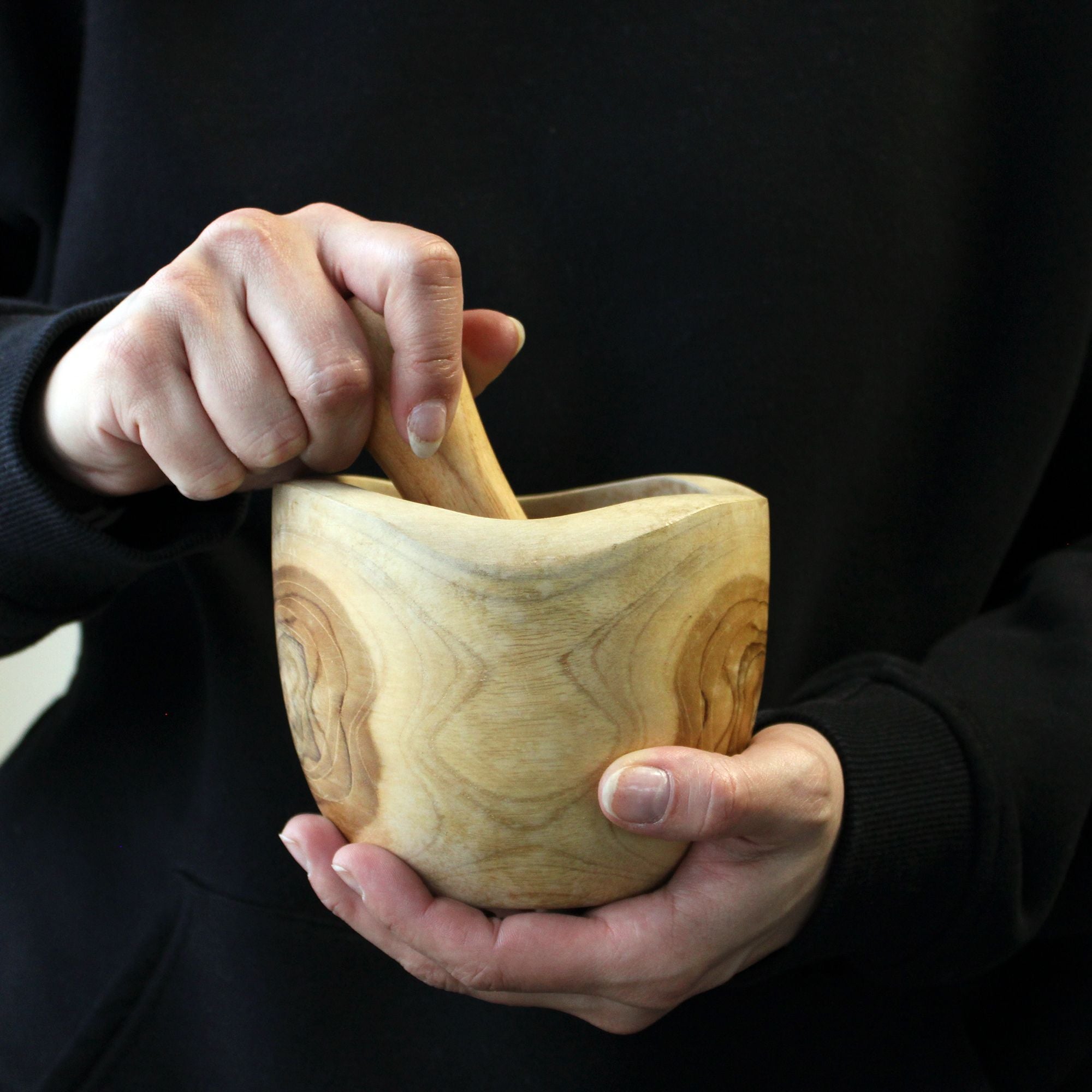 Grand mortier et pilon en bois de teck – 12 x 12 cm