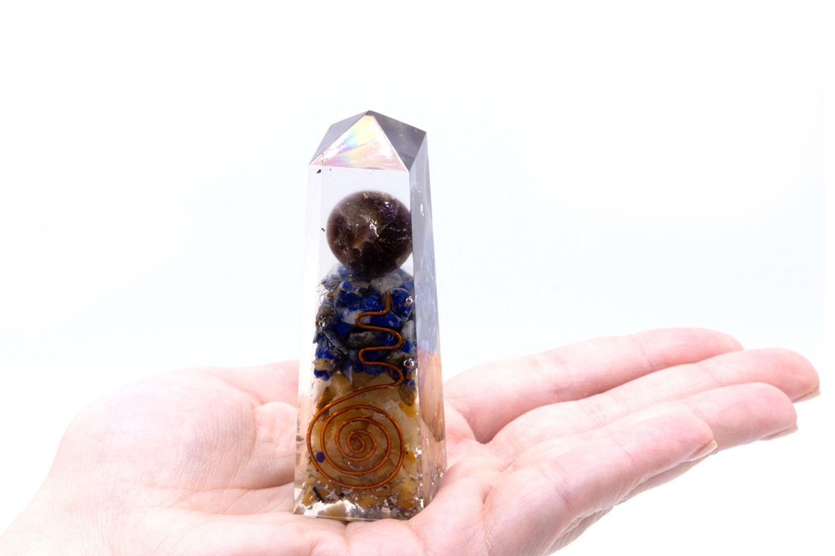Obélisque orgonite cuivre lapis lazuli aventurine jaune