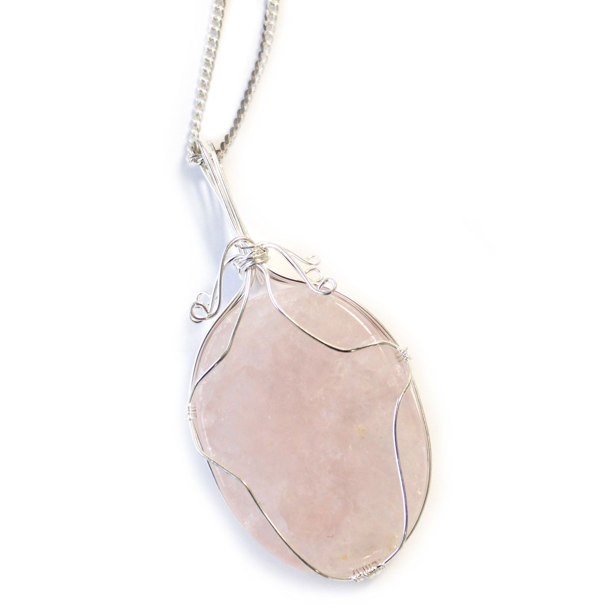 Collier quartz rose enroulé spirale finition argentée