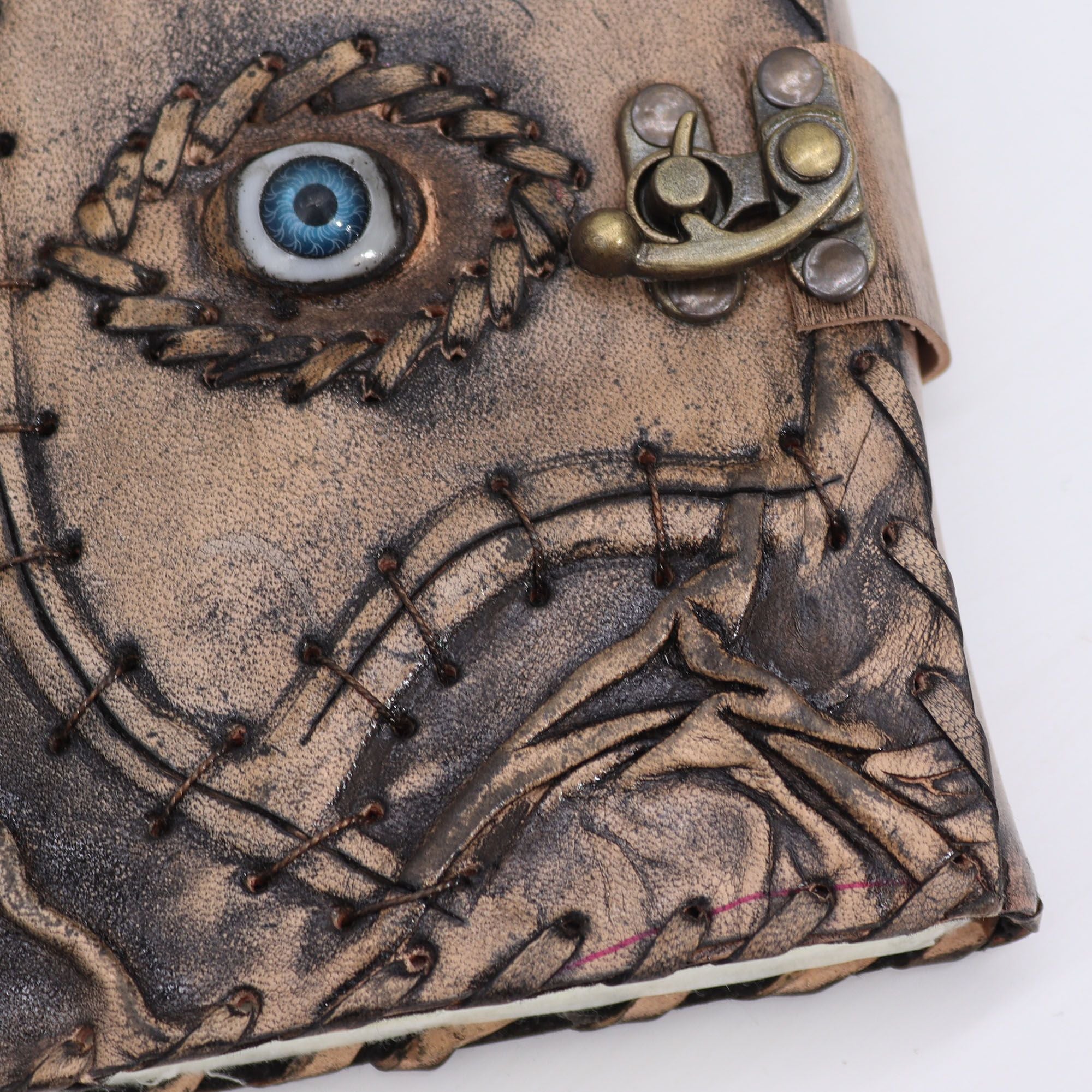 Journal/Grimoire en cuir Œil protecteur 160 pages – 17 x 12,5 cm