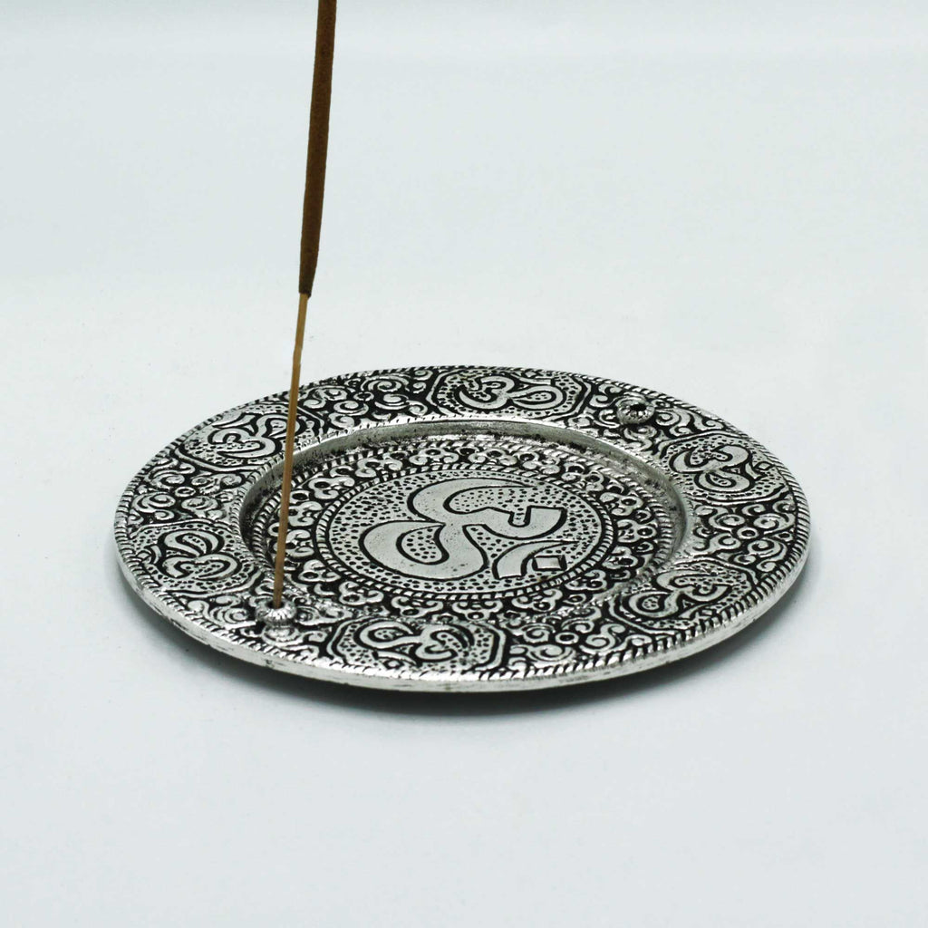 Porte-encens Om en aluminium poli 11 cm | Accessoire spirituel