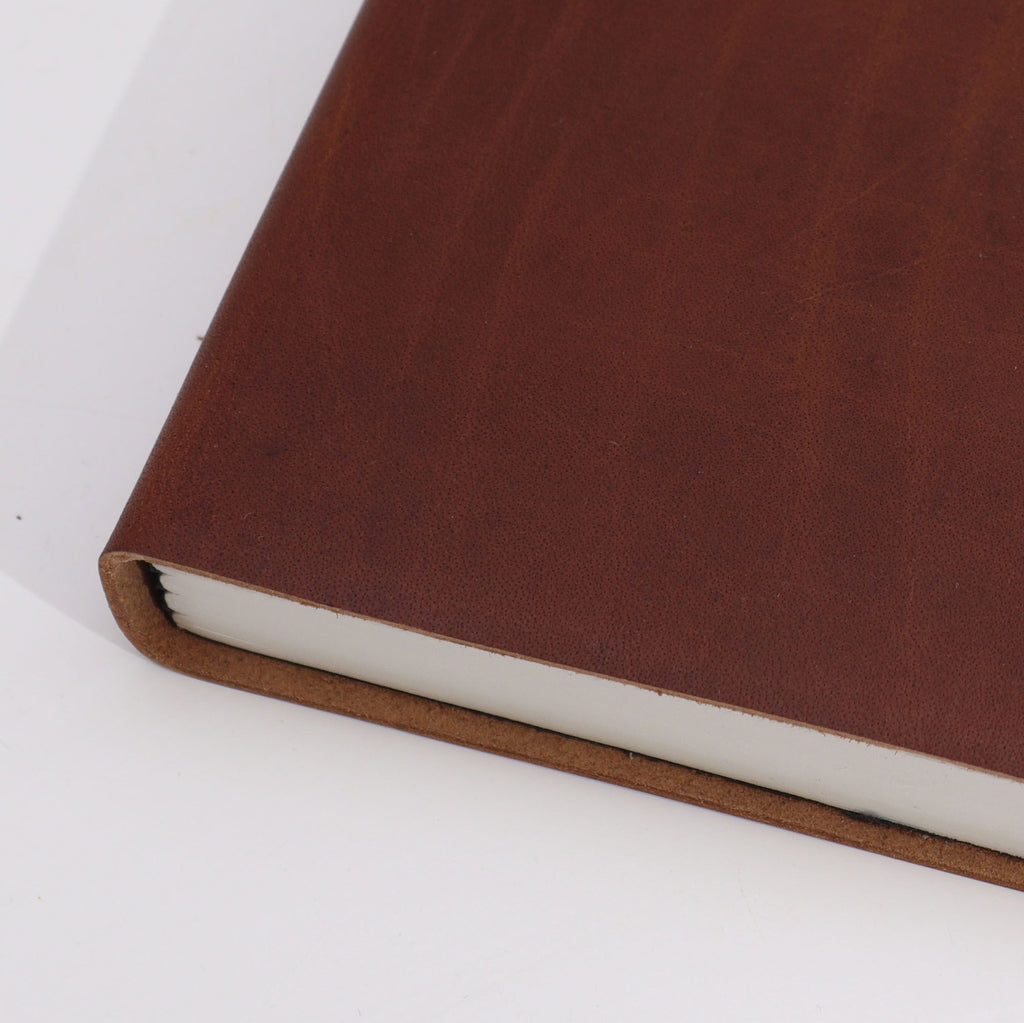 Grand Journal/Grimoire en cuir brun foncé 100 pages – 20 x 15 cm